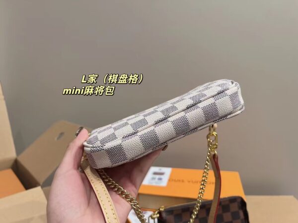 New L 012 - Image 4