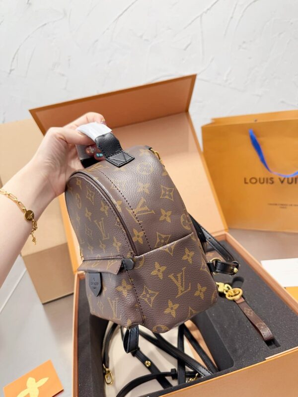 1:1 Quality Backpack - Image 9