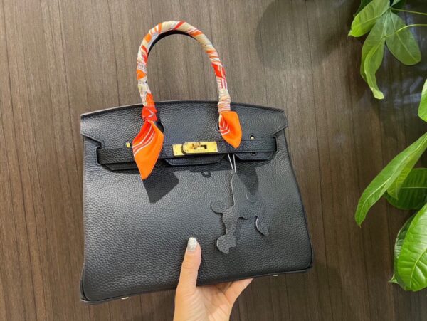 1:1 Quality BK Black Leather