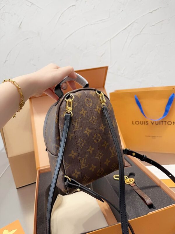 1:1 Quality Backpack - Image 6
