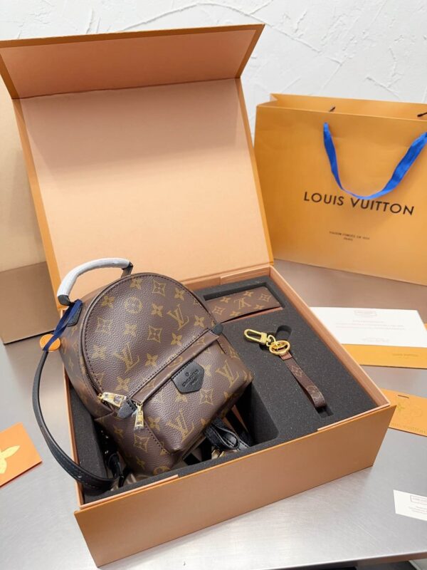 1:1 Quality Backpack - Image 2
