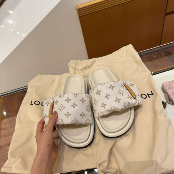 Luxury Slides , Sandals and Slippers - Image 3