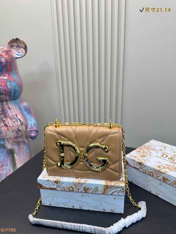 D and G 2025 - Image 5