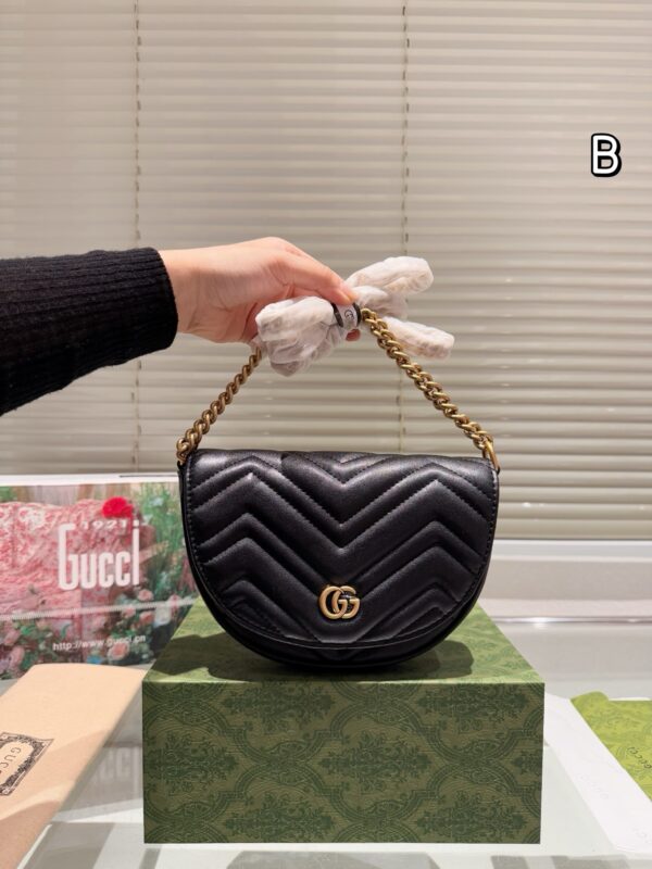 New small g 2025 - Image 3