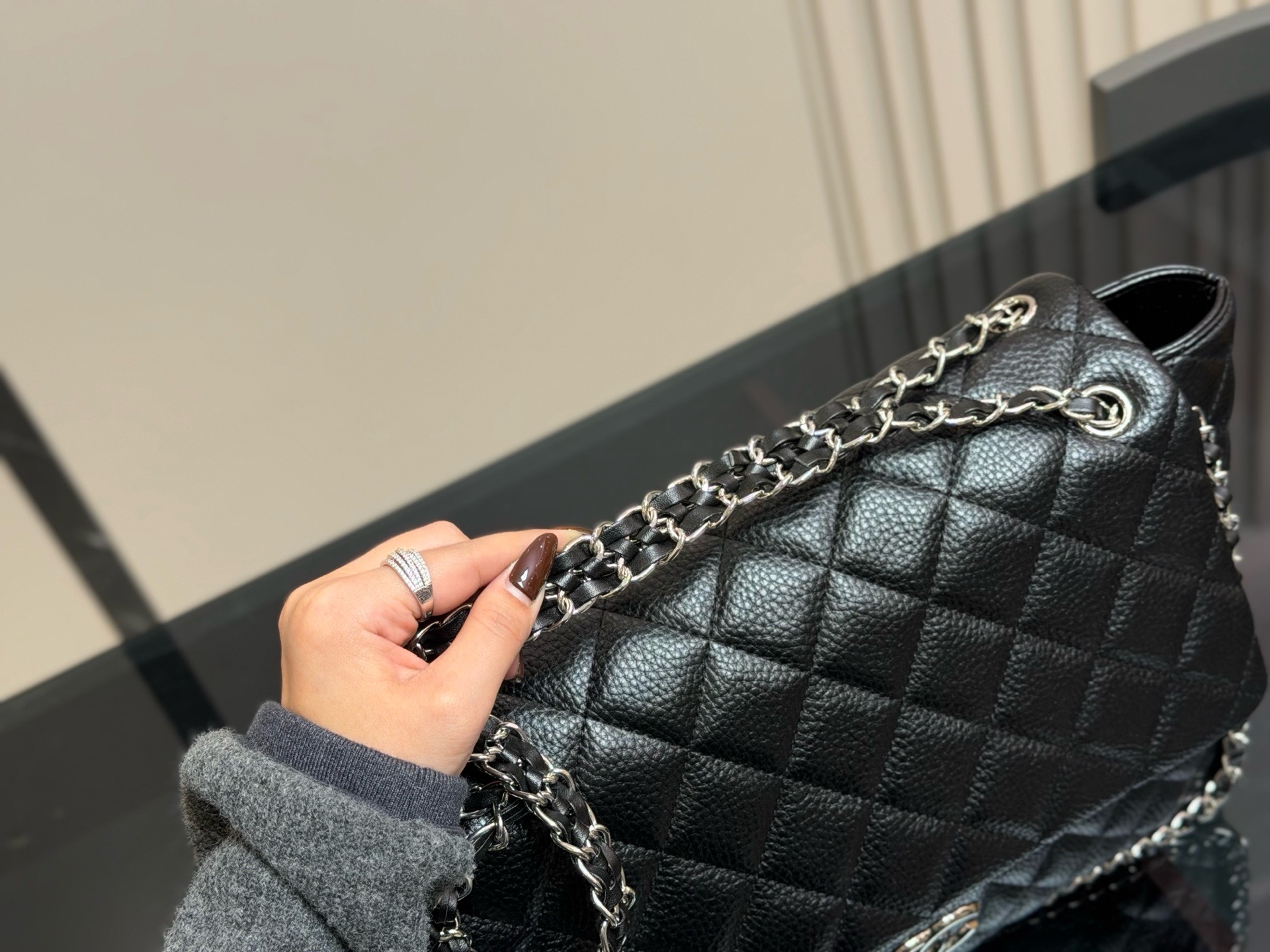 Ch big black 2026 - Image 3