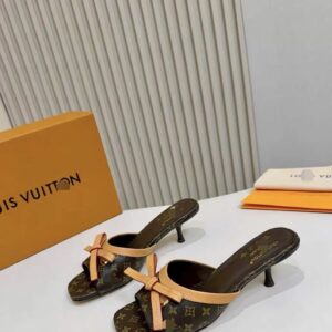 Murakami and mg half shoes