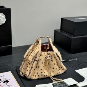 Tiger dots hobo